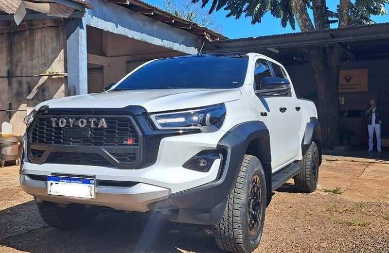 Toyota Hilux Gr 4 Sport 2023 8.000km Igual a Nueva